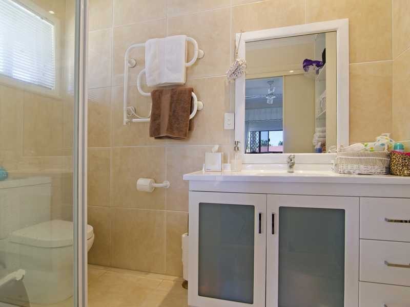 218 Mallawa Drive, Palm Beach QLD 4221