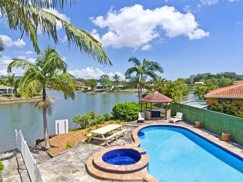 12 Tiller Court, Currumbin Waters QLD 4223