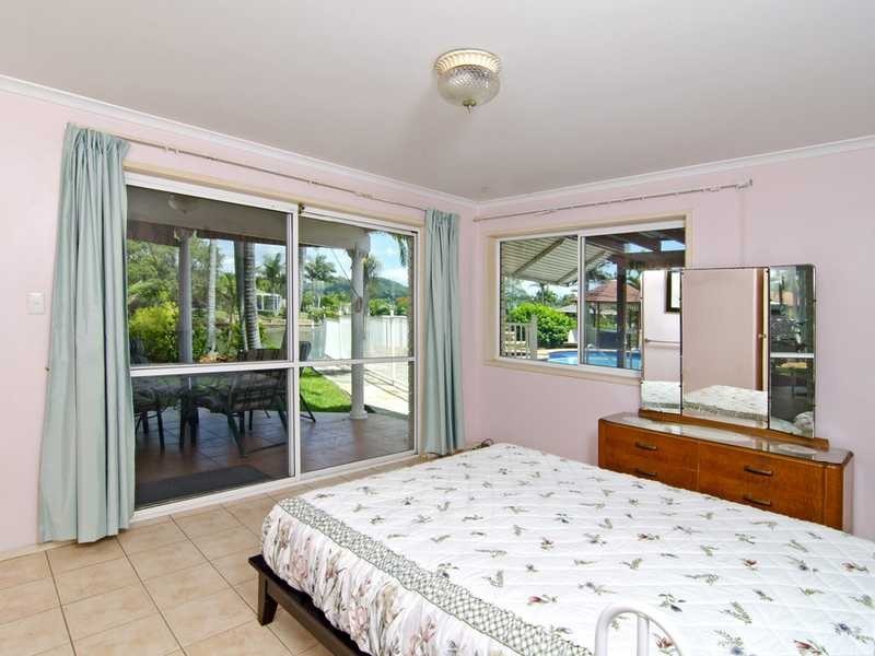 12 Tiller Court, Currumbin Waters QLD 4223