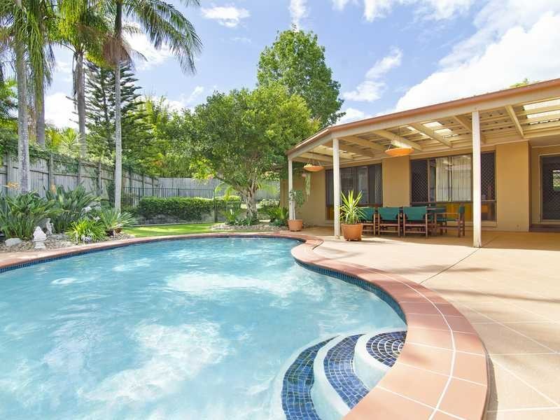 10 Kauri Court, Palm Beach QLD 4221