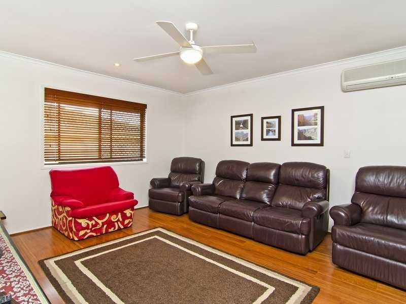 10 Kauri Court, Palm Beach QLD 4221