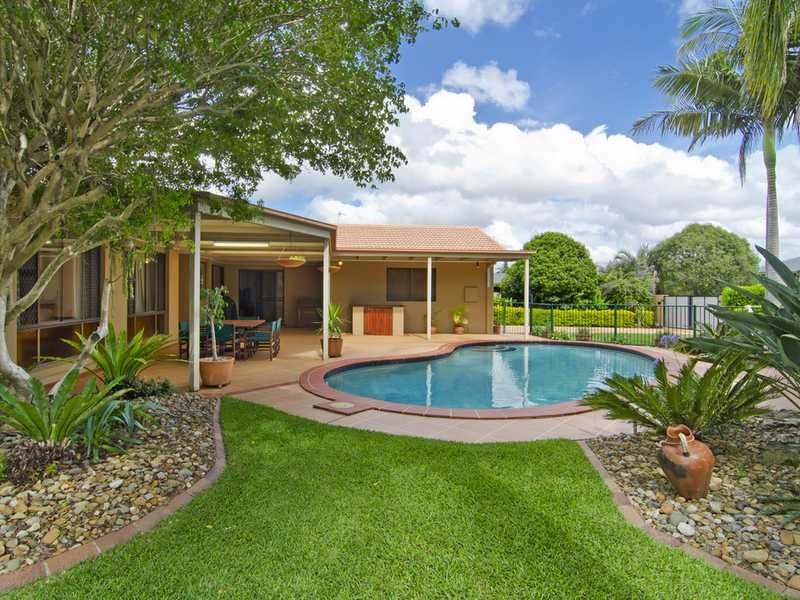 10 Kauri Court, Palm Beach QLD 4221