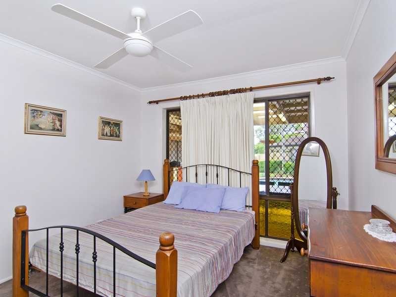 10 Kauri Court, Palm Beach QLD 4221