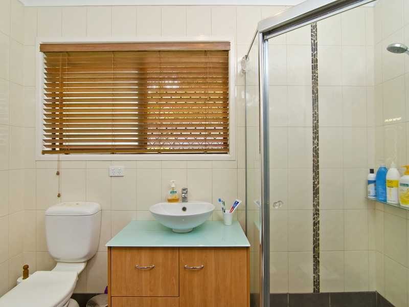 10 Kauri Court, Palm Beach QLD 4221