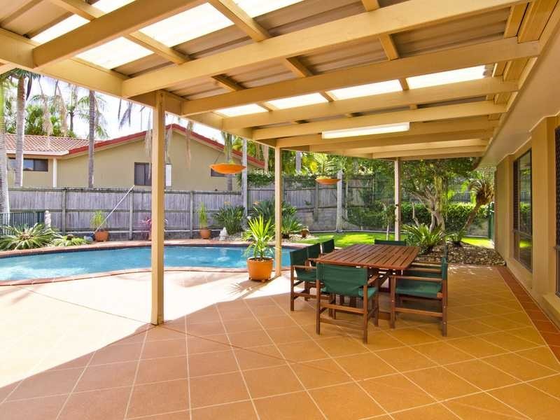 10 Kauri Court, Palm Beach QLD 4221