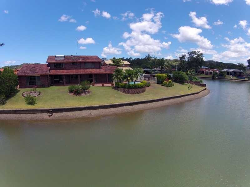 11 Spinnaker Court, Currumbin Waters QLD 4223