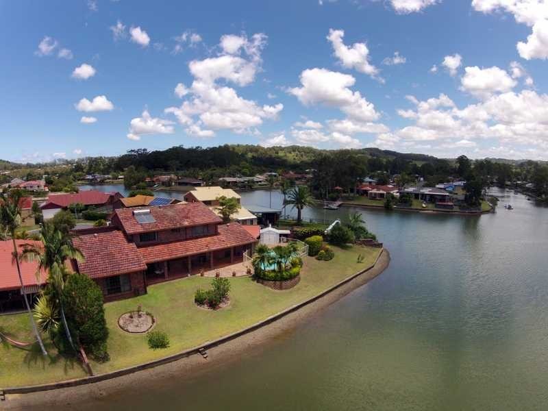 11 Spinnaker Court, Currumbin Waters QLD 4223
