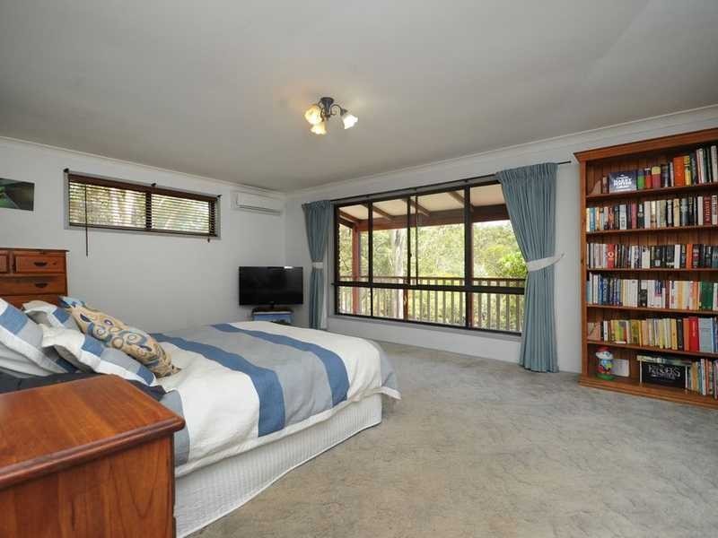 27 Coorabin Court, Tallebudgera QLD 4228