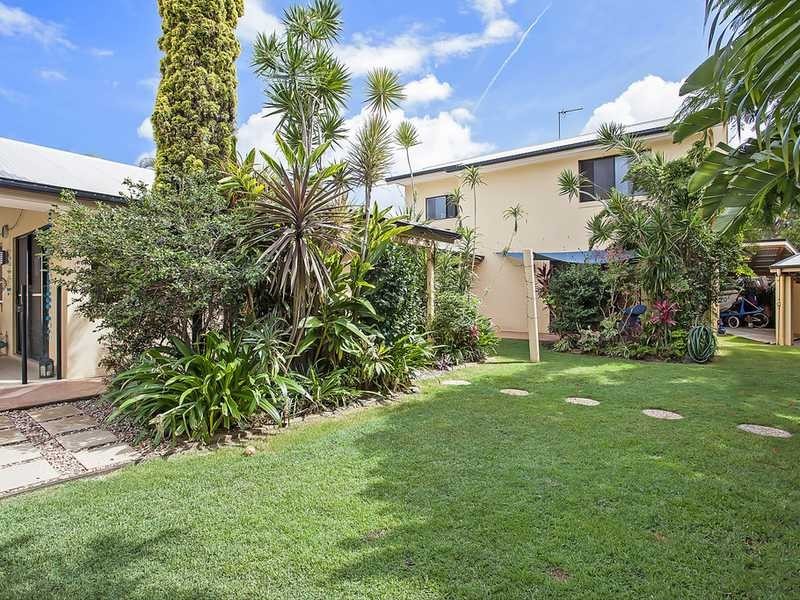 1 Holbrook Way, Elanora QLD 4221