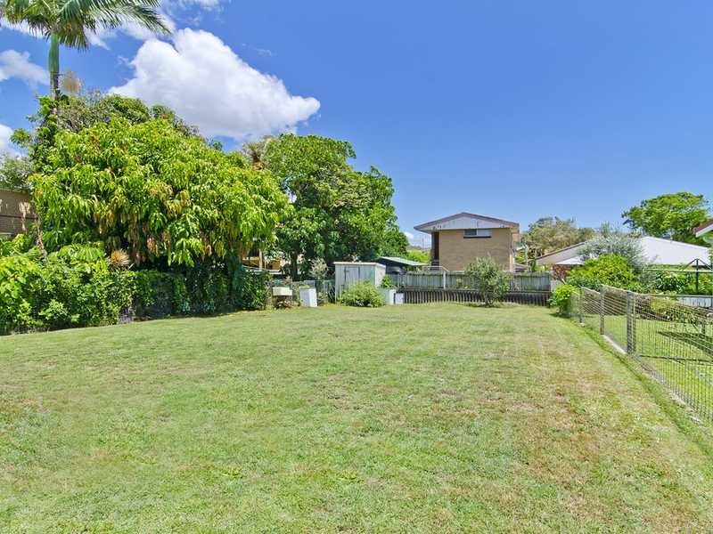 5 Twenty Sixth Avenue, Palm Beach QLD 4221