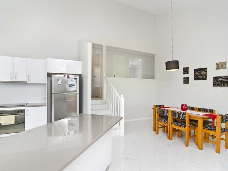 4 Wilkinson Crescent, Currumbin Waters QLD 4223