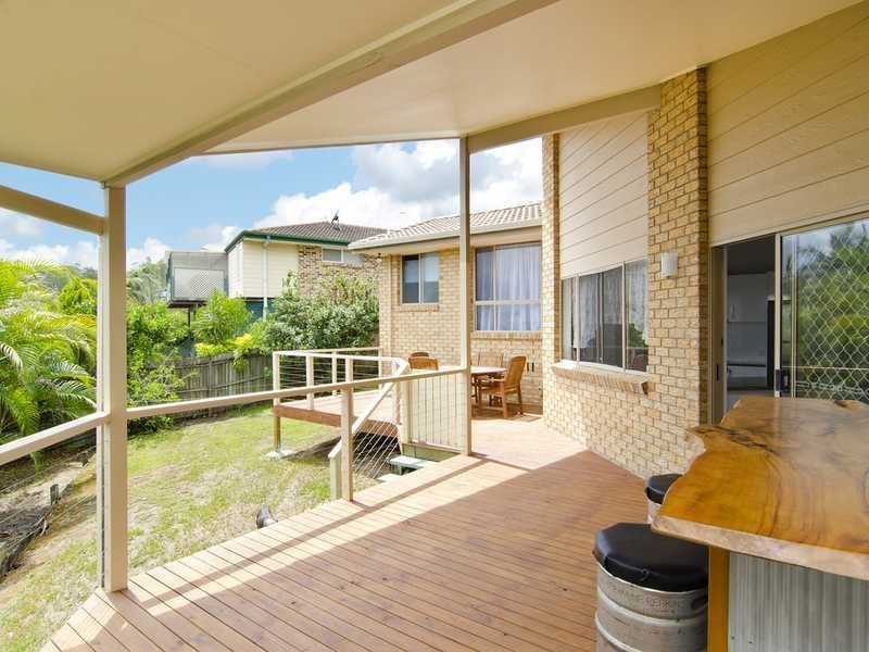 4 Wilkinson Crescent, Currumbin Waters QLD 4223