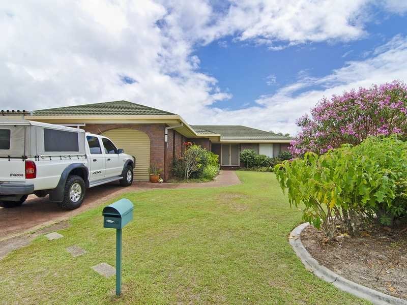 23 Ironbark Street, Elanora QLD 4221