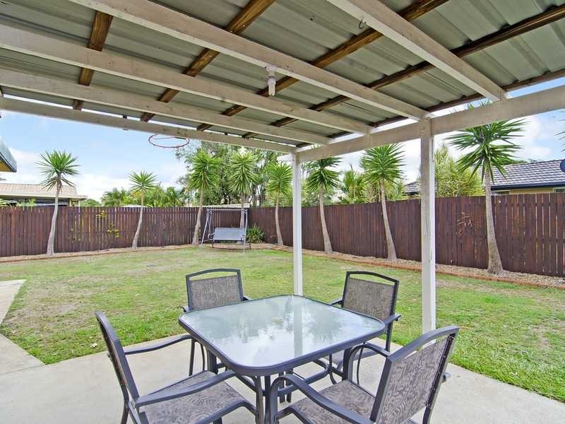 16 Avocado Street, Elanora QLD 4221