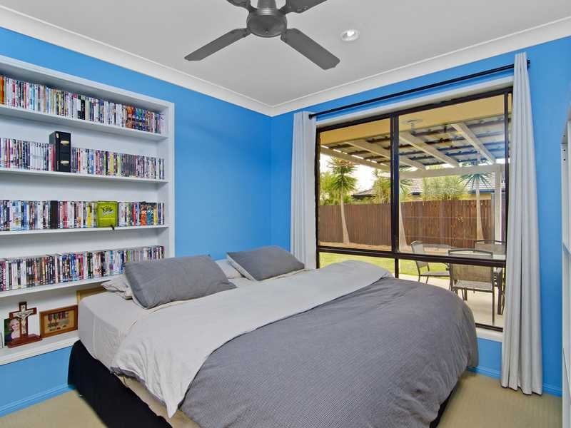 16 Avocado Street, Elanora QLD 4221