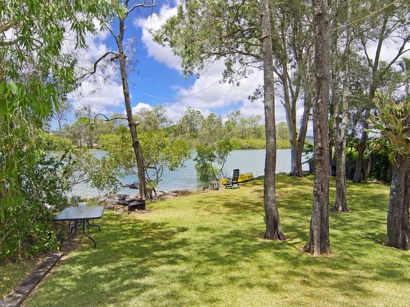 54a Guineas Creek Road, Currumbin Waters QLD 4223