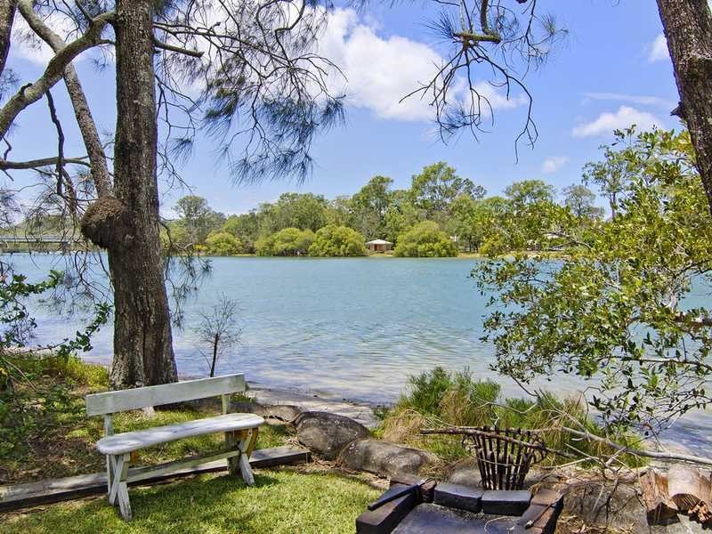 54a Guineas Creek Road, Currumbin Waters QLD 4223