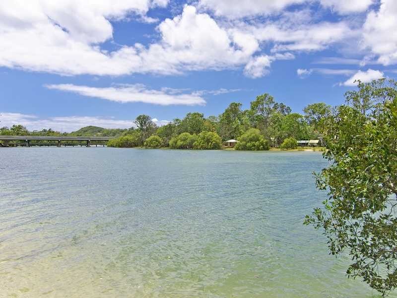 54a Guineas Creek Road, Currumbin Waters QLD 4223