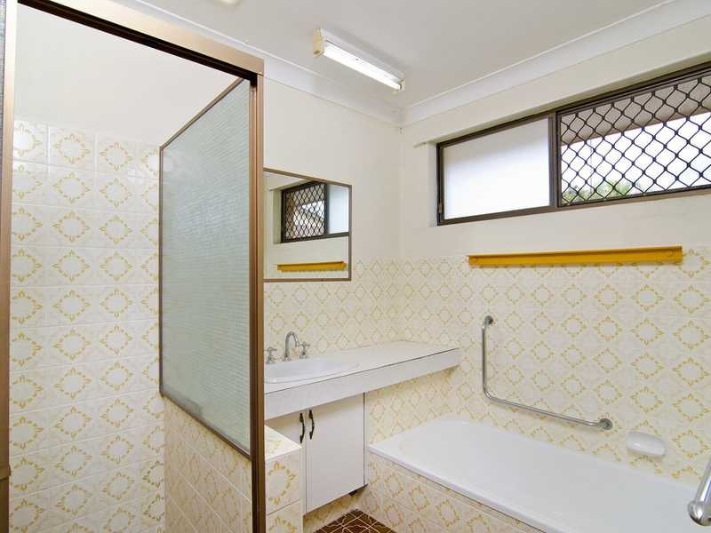 4/9 Nineteenth Avenue, Palm Beach QLD 4221