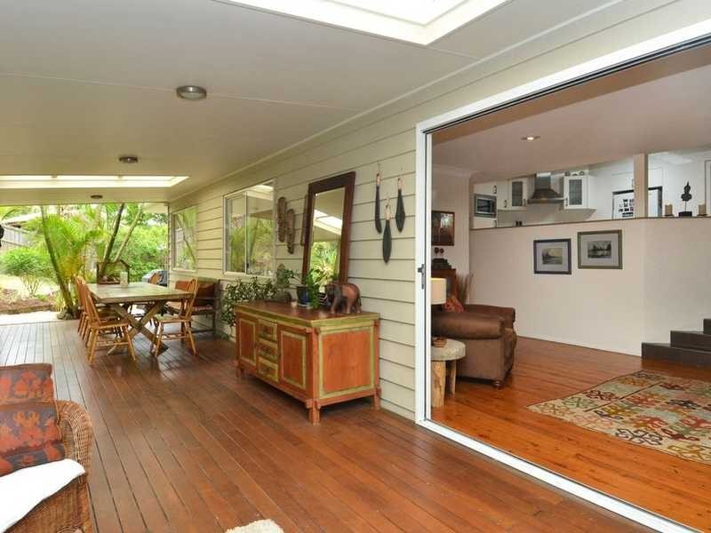 146 K P McGrath Drive, Elanora QLD 4221