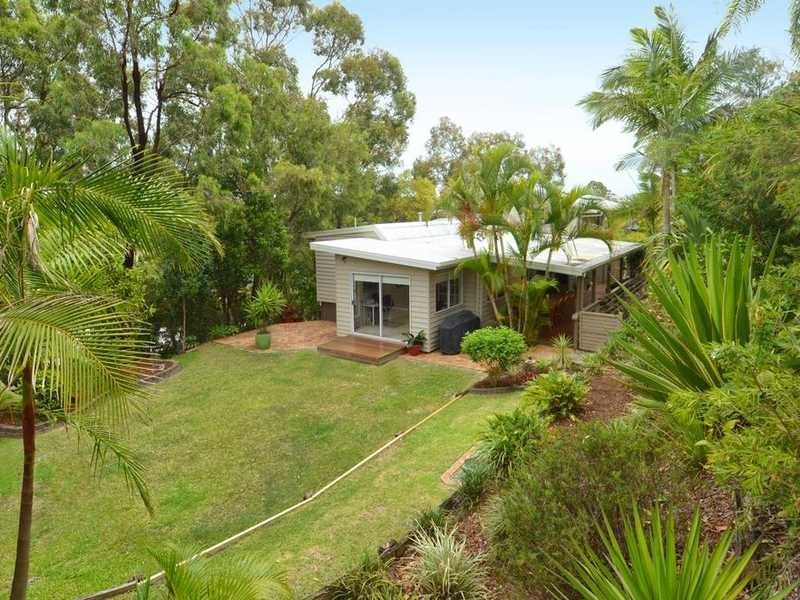146 K P McGrath Drive, Elanora QLD 4221