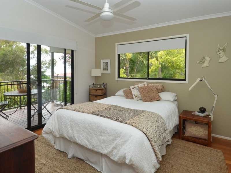 146 K P McGrath Drive, Elanora QLD 4221