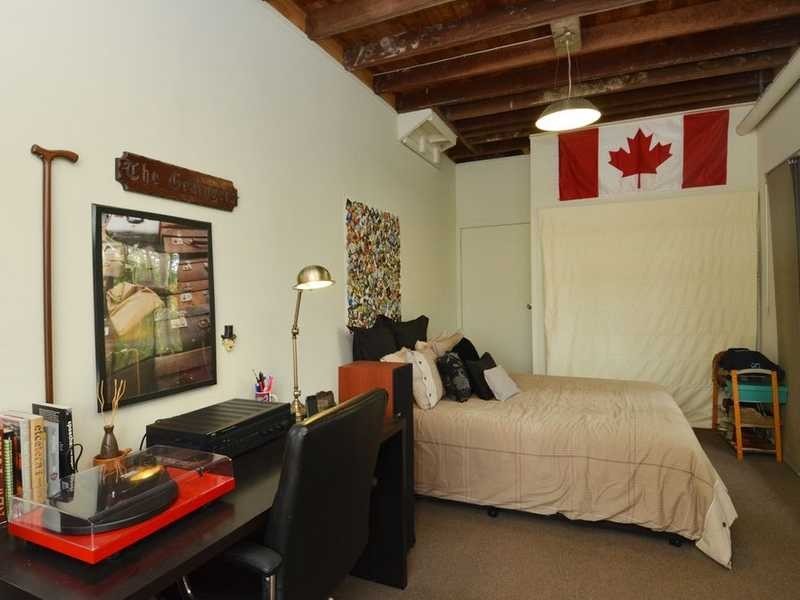 146 K P McGrath Drive, Elanora QLD 4221