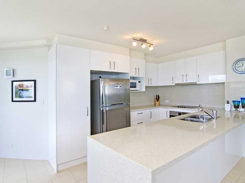 8J ‘The Rocks Resort’ 828 Pacific Parade, Currumbin QLD 4223