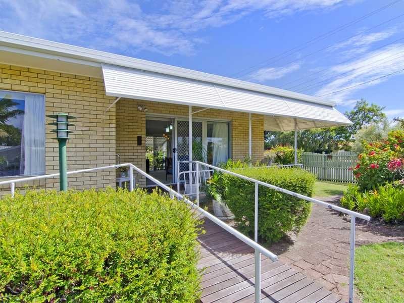37 Twelfth Avenue, Palm Beach QLD 4221