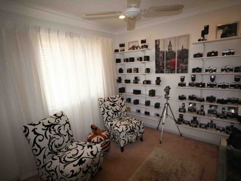 2/4 Maranta Street, Elanora QLD 4221