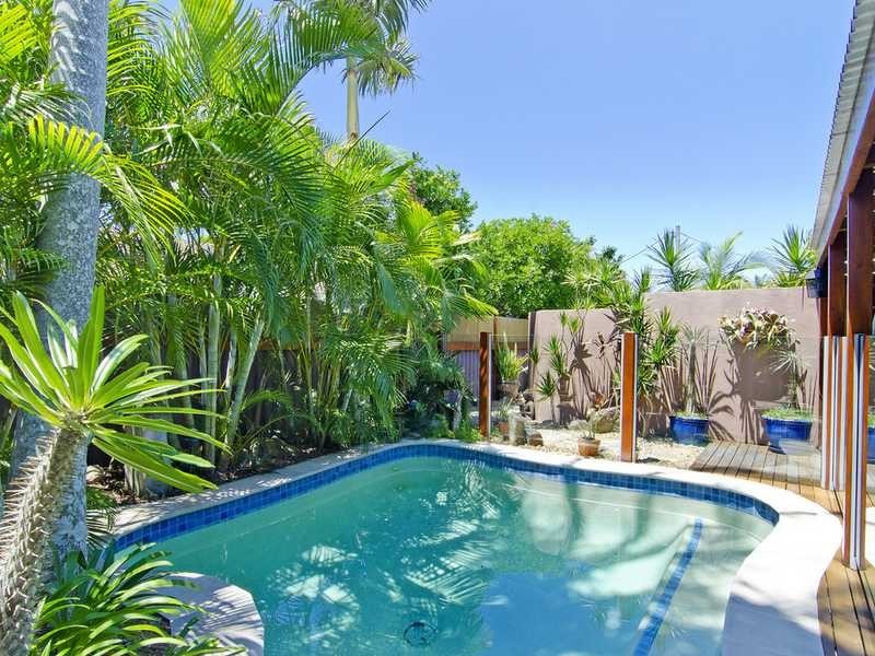 1/21 Boodera Road, Palm Beach QLD 4221