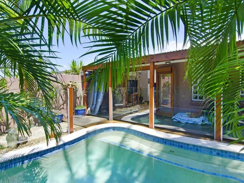 1/21 Boodera Road, Palm Beach QLD 4221
