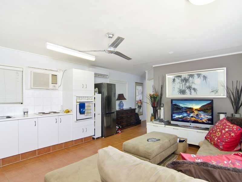 32 Westview Road, Currumbin QLD 4223