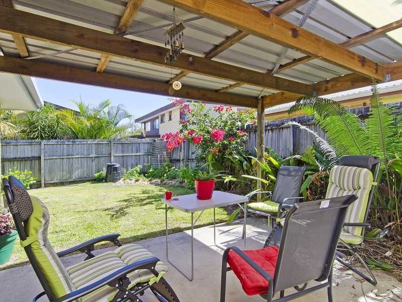 15 Walker Avenue, Palm Beach QLD 4221