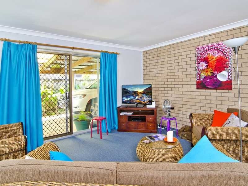 15 Walker Avenue, Palm Beach QLD 4221