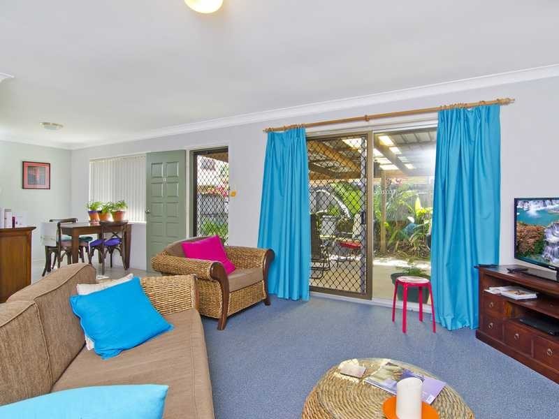 15 Walker Avenue, Palm Beach QLD 4221