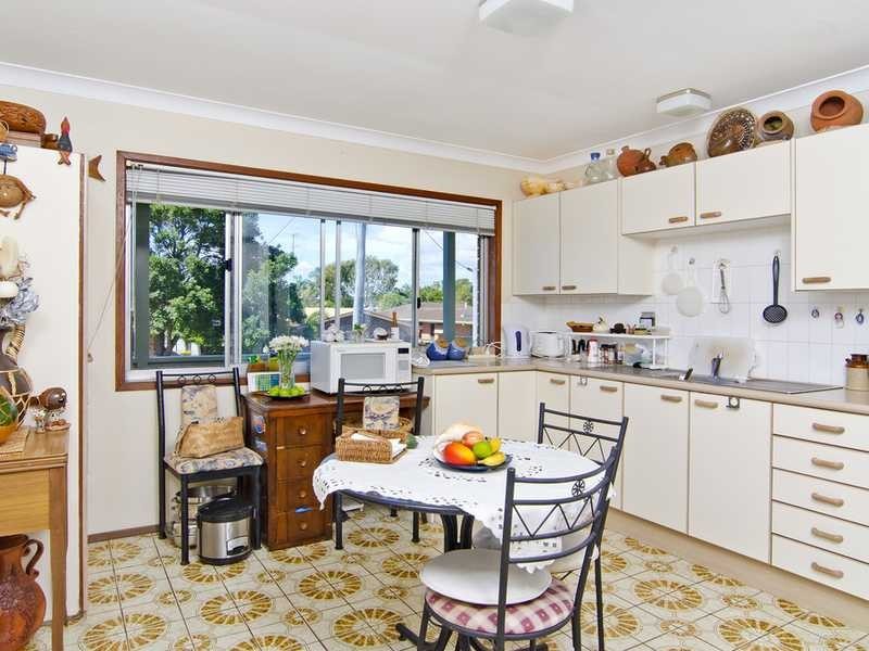 15 Walker Avenue, Palm Beach QLD 4221