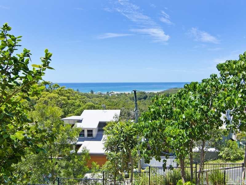 5 Pall Mall Avenue, Currumbin QLD 4223