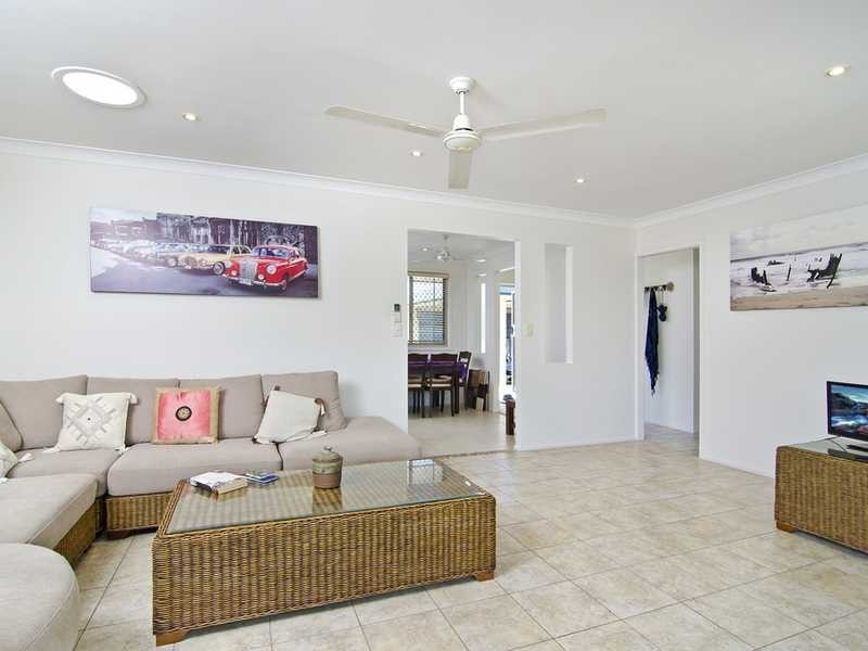 197 Mallawa Drive, Palm Beach QLD 4221