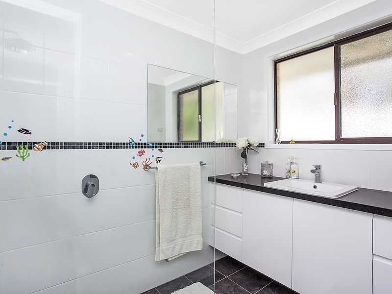 4 Spindle Street, Palm Beach QLD 4221