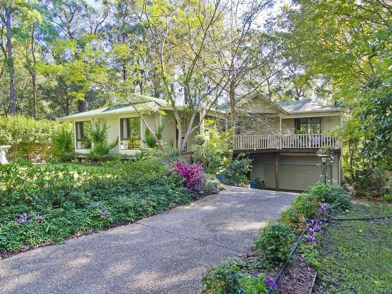 5 Horsman Road, Elanora QLD 4221