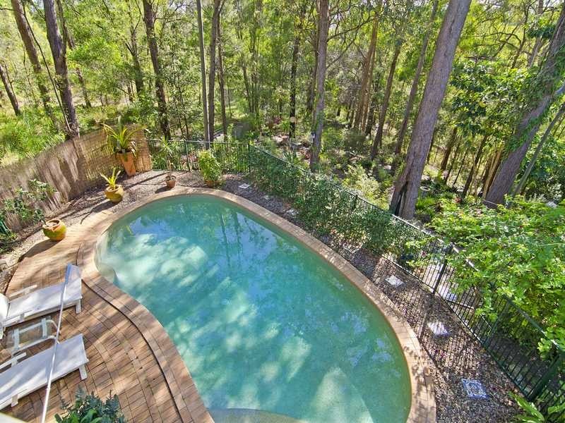 5 Horsman Road, Elanora QLD 4221