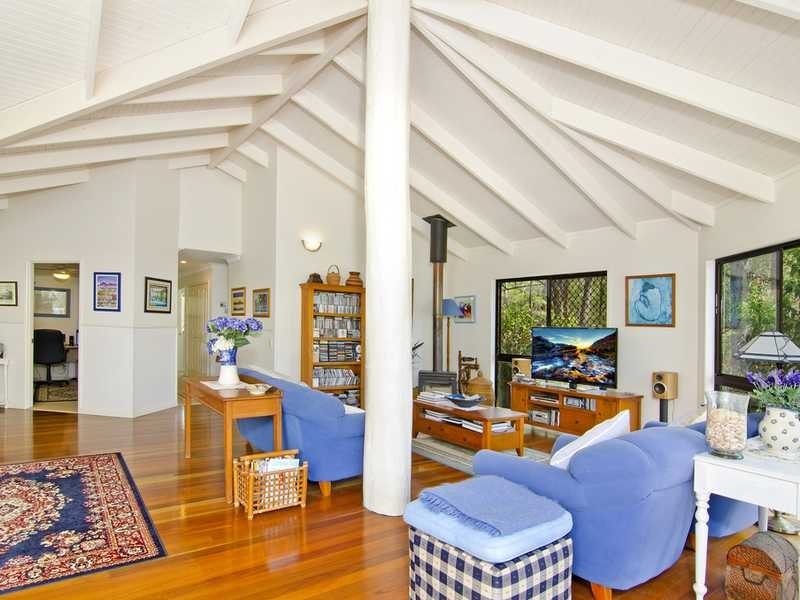 5 Horsman Road, Elanora QLD 4221