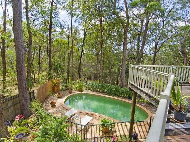 5 Horsman Road, Elanora QLD 4221