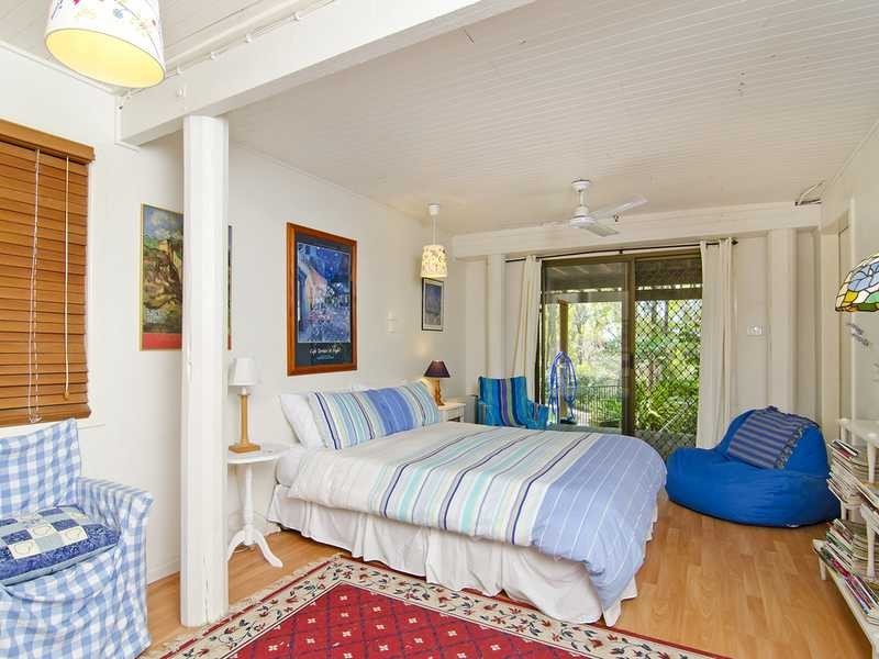 5 Horsman Road, Elanora QLD 4221