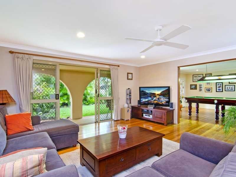 14 Melaleuca Drive, Palm Beach QLD 4221