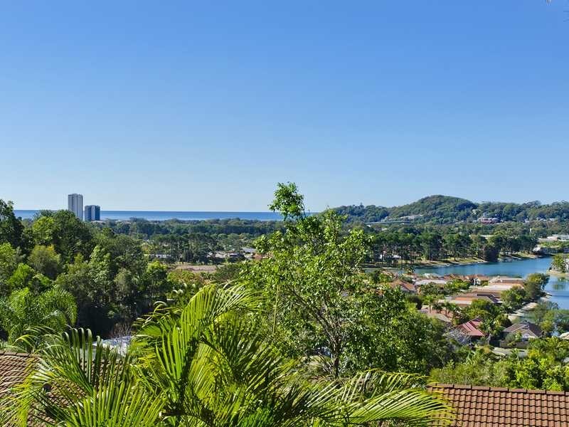23 Attadale Court, Elanora QLD 4221