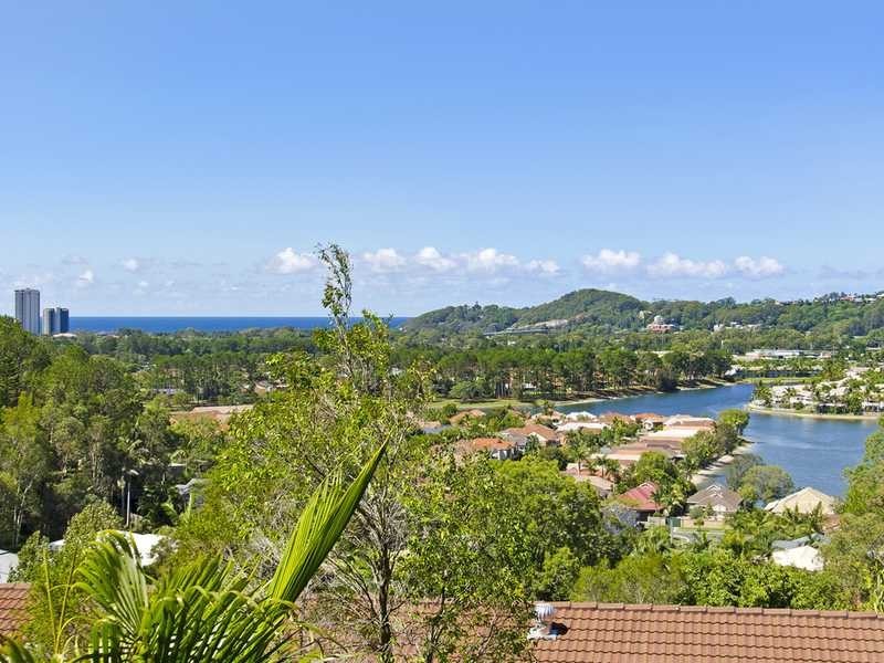23 Attadale Court, Elanora QLD 4221