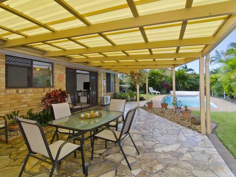 19 Japonica Drive, Palm Beach QLD 4221