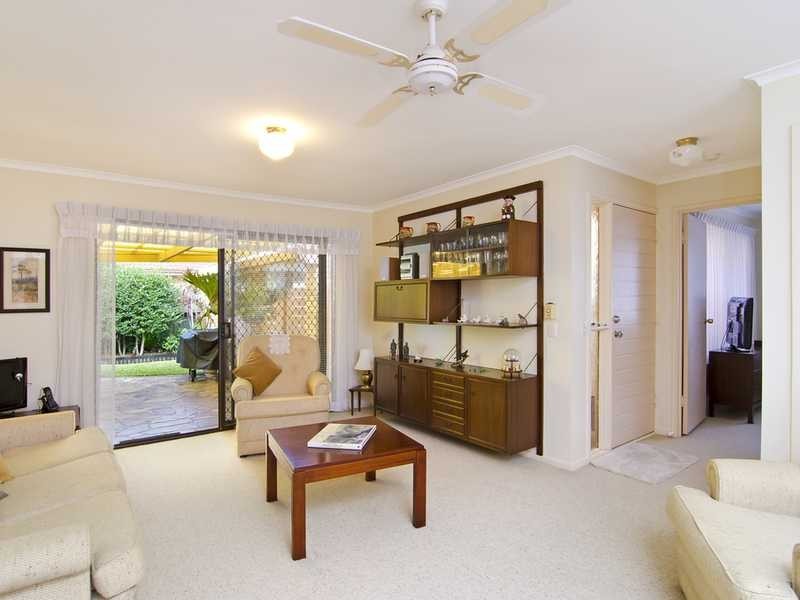 19 Japonica Drive, Palm Beach QLD 4221